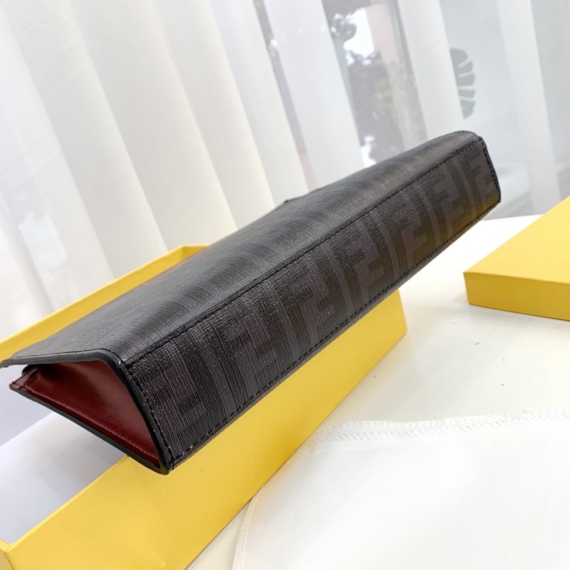 芬迪，進(jìn)口pvc，原版五金感真棒。頂級(jí)設(shè)計(jì)師打造休閑風(fēng)格制作超順滑拉鍊、頂級(jí)油邊