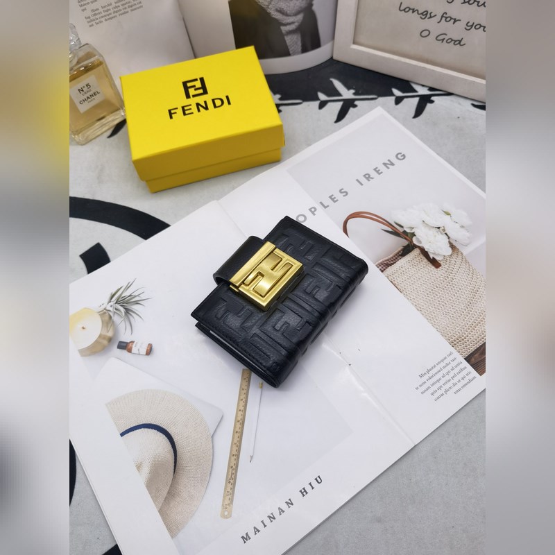 fendi 女士短夾