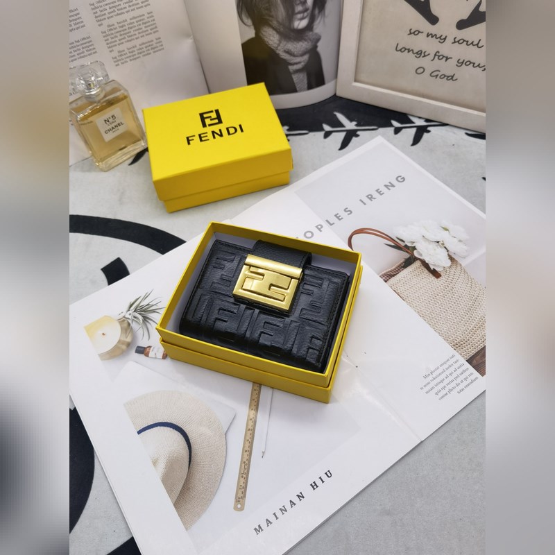 fendi 女士短夾