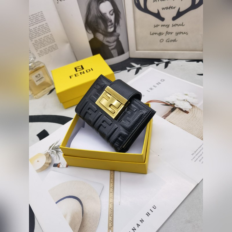 fendi 女士短夾