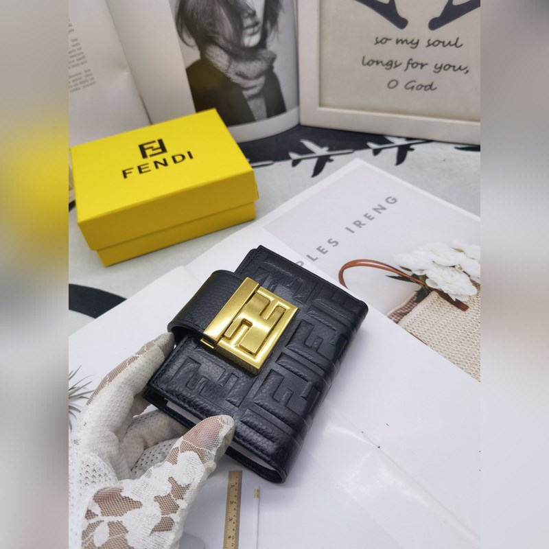 fendi 女士短夾