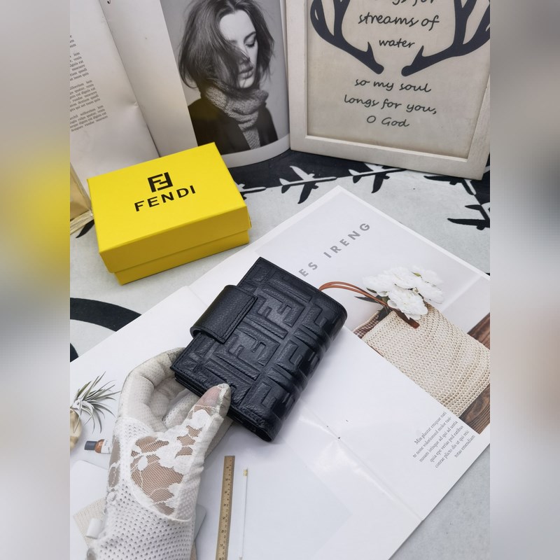 fendi 女士短夾