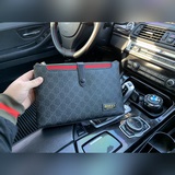 高端款“gucci 古奇”g家新爆款男士手拿包，全包采用進口原版帆布塗層面料配頭