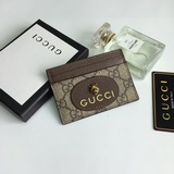 gucci新款，專櫃品質，原單皮質，真皮卡包，實物實拍。款號：597557。卡片