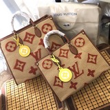 m57644，m57077， onthego 手袋天鵝絨  teddy 系列，毛