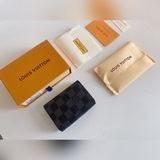 ENVELOPPE CARTE DE VISITE 卡片夾 以經典Monogra