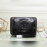 saint laurent/ysl/聖羅蘭油臘皮郵差包，女包 ，最新單品鍊條可折