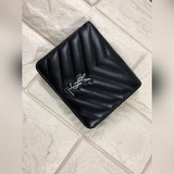 606聖羅蘭超溥短夾