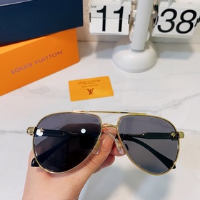 蛤蟆鏡 /方形 Louis VUITTON*Z1227 尺寸：60-14-14