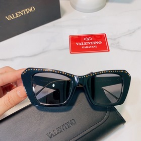 VALENTINO 型號：VA4114 尺寸：52口19-140