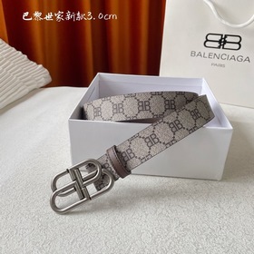 BALENCIAGA巴黎世家新款時尚腰帶，原版印花搭配原版底皮，配上複古經典扣，