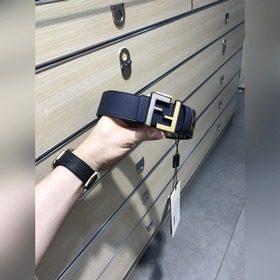配送專櫃包裝 新款 FD 寬38MM 支持NFC 芯片掃描，标志造型寬皮帶，原版