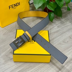FENDI〈芬迪〉專櫃同款 寬4.0cm 雙面頭發層牛皮制成 搭配經典FF鋼扣 