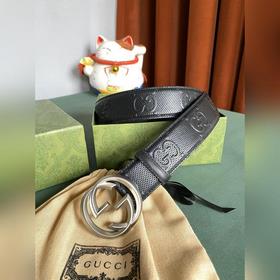 Gucci 古琦 4,0寬Marmont系列印花壓紋皮革腰帶 Guccio Gu