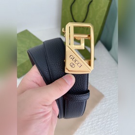 Gucci 古奇男士自動扣平滑款 寬度35MM 精品鋼質五金搭配雙面頭層牛皮腰帶