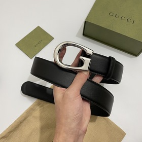 Gucci 655567 BGH0G 寬版4.0cm 優質柔軟細膩小牛皮面料 内