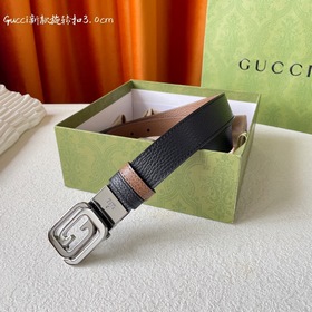 Gucci 新品 一面經典黑色荔枝紋另一面淺咖色小牛皮 搭配可旋轉精品銅扣 雙面