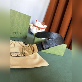 GUCCI古綺 3,7寬雙面腰帶，一側為Gucci Signature皮革，反面