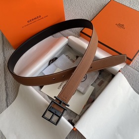 【愛馬仕】Hermes 原單愛馬仕，寬3,2cm進口原版皮帶身，雙面可兩面用，精