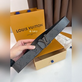 LV 代工廠貨品 4,0寬度 可驗貨，正品一體鑄造五金，原廠皮料