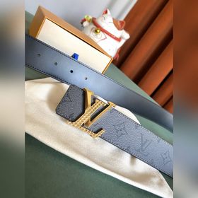 LV Line 40毫米雙面皮帶展現獨特的路易威登格調，令日夜皆宜的造型更見昇華