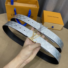 驢家新品  寬度40mm 原單新品   專櫃在售男士腰帶 全新工藝壓格子文襯托小