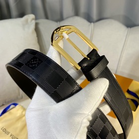 驢牌專櫃同步 最新男士原單腰帶 老鼠貨 寬度35毫米 滑面牛皮配以壓格子紋圖案 