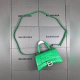 鳄魚紋綠色升級版頂級原單，配vip全套包裝，Balenciagα本季重磅Hour