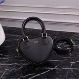 CELINE新品｜全新CELINE新年膠囊系列心形手袋[愛心]早春系列～全皮愛心