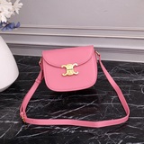 CELIN* 22s～新品TEEN BESACE TRIOMPHE牛皮革手袋，新
