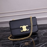 CELINE 秀場新品｜小號牛皮革鍊條包小款鍊條腋下包，牛皮材質，肩背，搭配TR