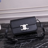 CELINE Triomphe Shoulder Bag 2023s最新款凱旋門