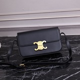 CELINE Triomphe Shoulder Bag 2023s最新款凱旋門