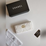 chane香奈兒經典兩折長款錢包，款號a50096頂級皮料五金，菱格紋路.原版品