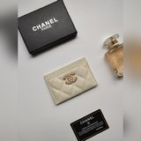 chanel香奈兒專櫃新款卡包款號：ap2737  尺寸：7.5 × 11.2
