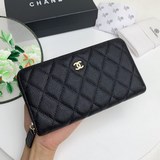 小香cf系列單拉進口皮，球紋魚子醬牛皮錢夾     很精緻雙c五金扣 頂級精湛的