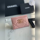 【原單】chanel  今年最流行得大菱格卡包，大大的菱格加上最新的logo非常