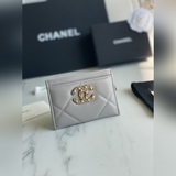 【原單】chanel  今年最流行得大菱格卡包，大大的菱格加上最新的logo非常