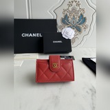CHANEL   魚子醬 小香風琴卡包[色]這款卡包與普通卡包不同，一個風琴設計