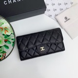 小香家球紋經典三折出貨！采用進口球紋牛皮，原廠定制五金配件，手工精細的不得了！款