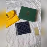 goyard 充法滿式優雅 訂制y塗鴉料配皮輕耐便磨材質 作創為立于1853年的