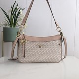 Michael Kors ，BLACK NS新款上架實用又漂亮包包整體材質和做