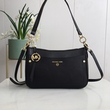 Michael Kors ，BLACK NS新款上架實用又漂亮包包整體材質和做