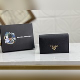 PRADA爆款男士卡包專櫃最新款式，官網同步，正品開發，型號2MC122#。顔色