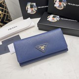 PRADA、經典款蓋頭錢包兩拆經典之作、簡單時尚、 意大利頂級原單十字紋牛皮質感