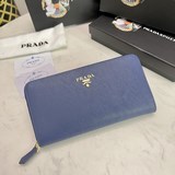 PRADA、經典款小 單拉鍊錢包經典之作、簡單時尚、 意大利頂級原單十字紋牛皮質