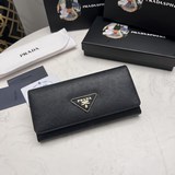 PRADA、經典款蓋頭錢包兩拆經典之作、簡單時尚、 意大利頂級原單十字紋牛皮質感