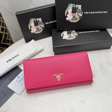 PRADA、經典款蓋頭錢包兩拆經典之作、簡單時尚、 意大利頂級原單十字紋牛皮質感
