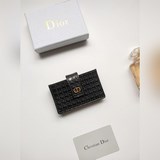 開合。款號： 006-4漆皮壓花   尺寸：10.5*6*3cm