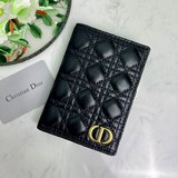 Dior護照本，80dior配羊皮做工完美每一個細節都做到極緻堅持高品質低價位，